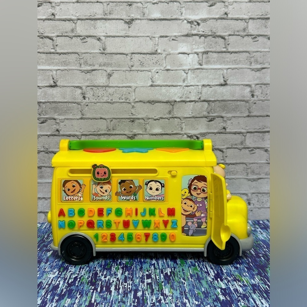 CoComelon Musical Learning Bus Number and Letter Recognition Phonetics